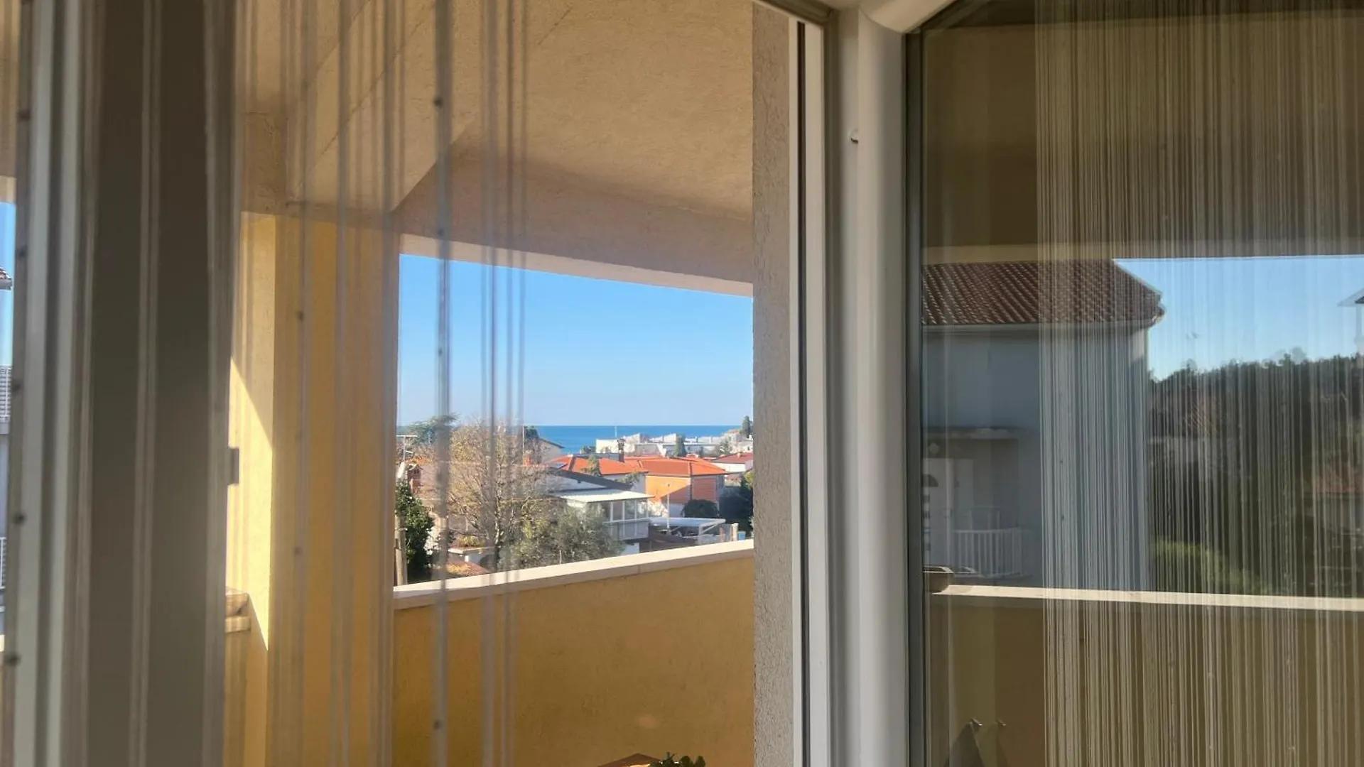 Apartmans Sun & Moon Zambratija  Apartment